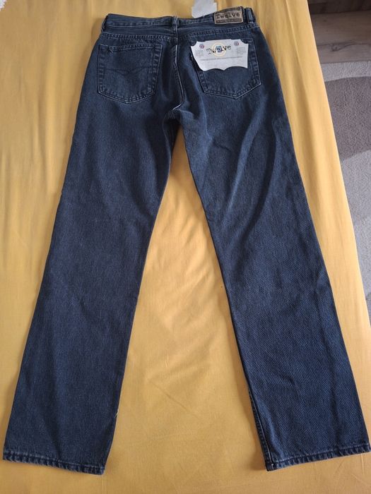 Нови дънки Twelve L 32