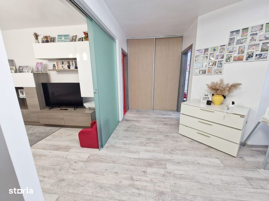 Apartament 3 camere, parcare, str Florilor Floresti Atelierul de Pizza