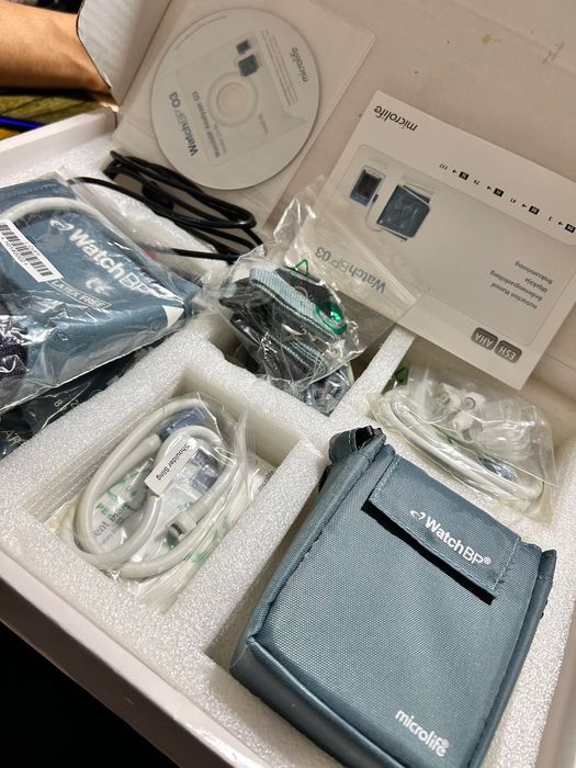 Tensiometru  1500 Lei Negociabil!!