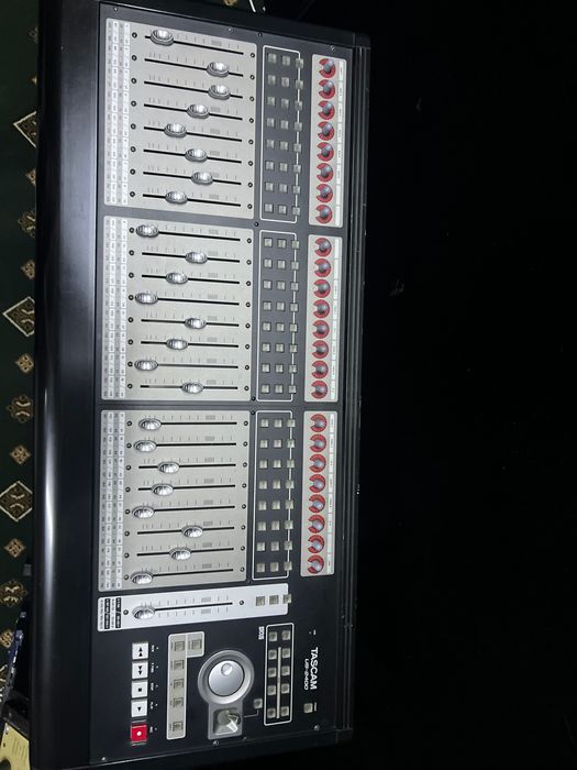 Срочно продам Tascam US-2400 Mixer Controller 499$