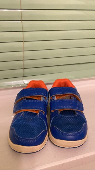 Бебешки/ детски маратонки adidas- 21 н