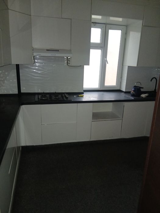 Kvartira sotiladi  7qavat 4qavatda 3xona