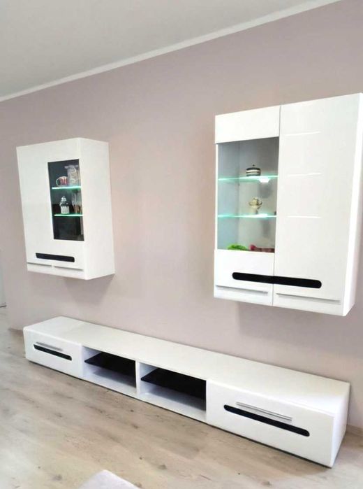 Комплект 4 бр. MDF салонни мебели за хол - бял гланц