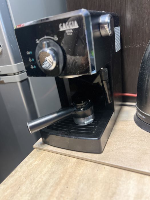 Продавам кафе машина GAGIA  VIVA STYLE
