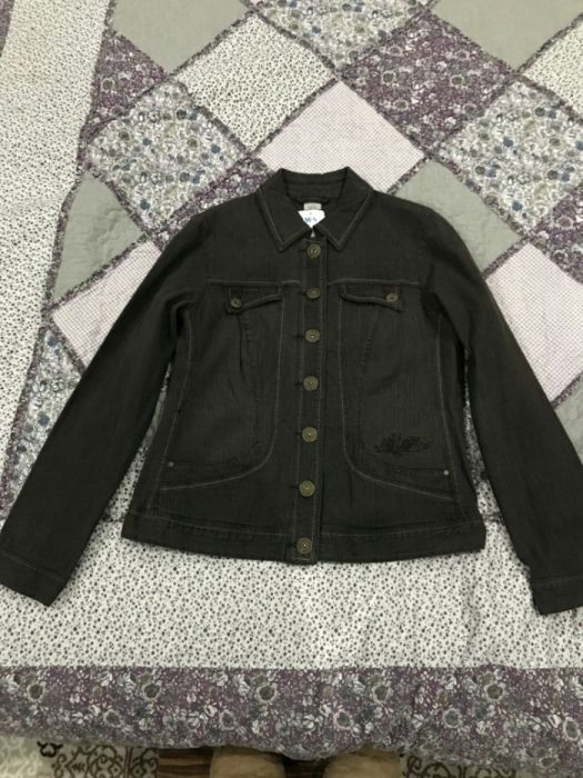 Джинсовая женская куртка