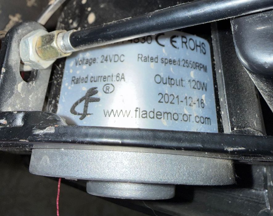 Продам электросамокат