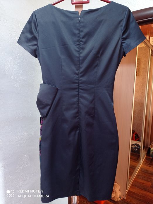 Платье размер 40-42.