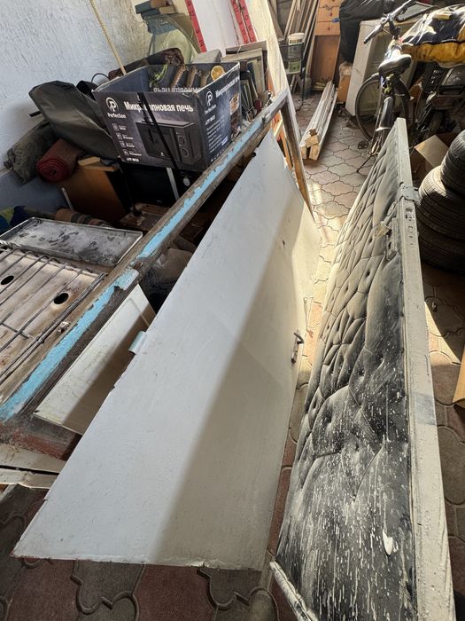 Железная дверь деревянная