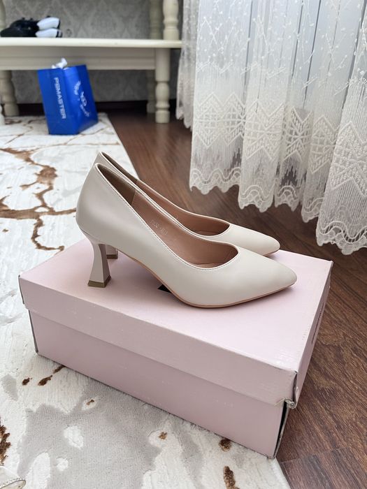 Женские туфли классика