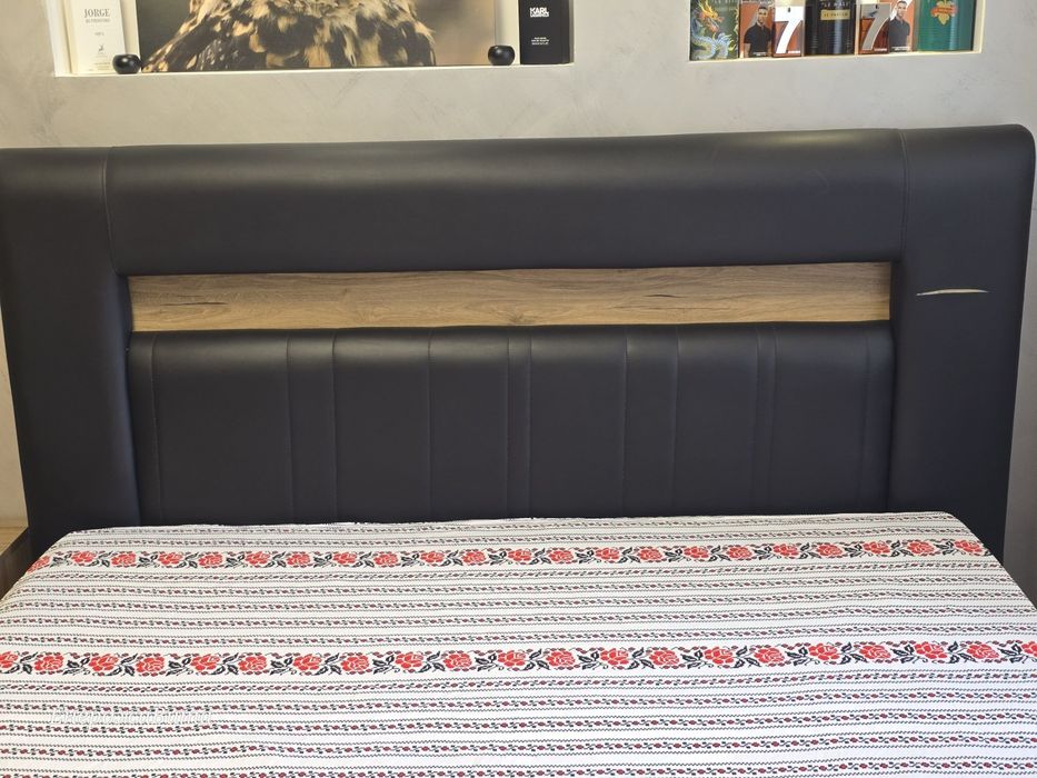 Продавам спален комплект Моцарт