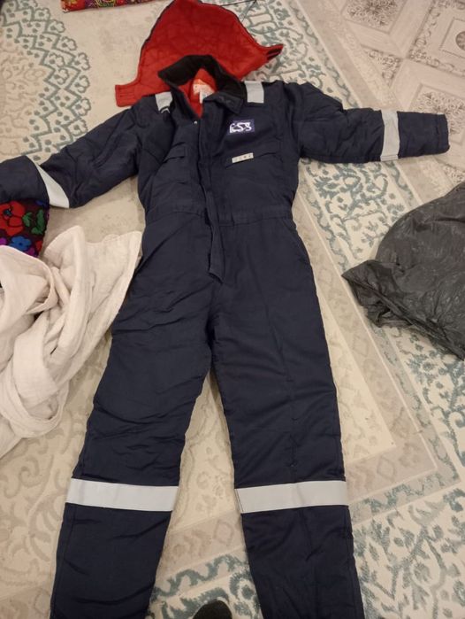 Жұмыс киімдері сатылады