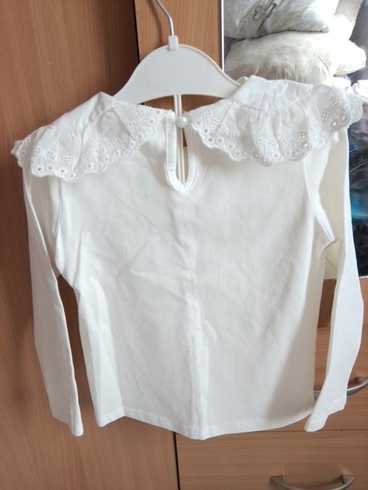 Продам кофточку на девочку