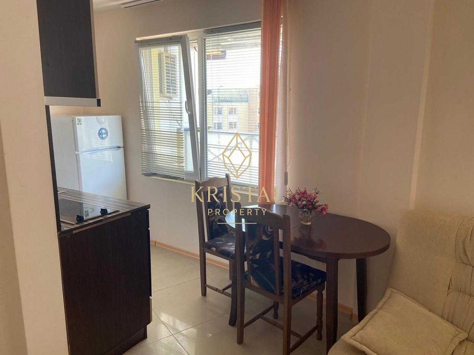 Продава се Двустаен апартамент в к.к. Слънчев бряг - 70 кв.м за 1072 €/кв.м - Снимка #4