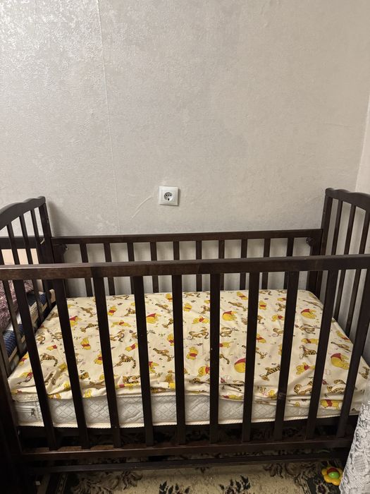 Продам кровать детскую