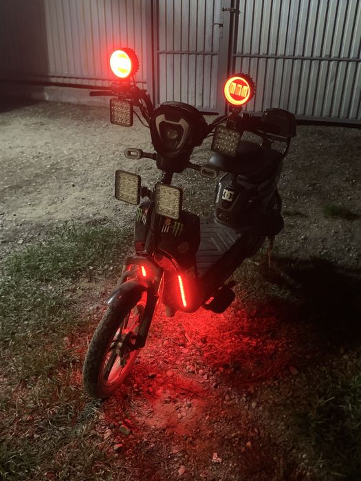 Скутер ск8 1500 ват