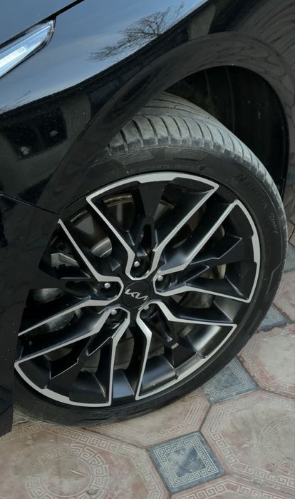 Kia K5 Premium . ФУЛЛ ПОЗИТСЯ