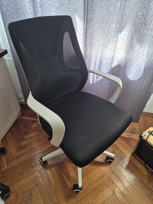 Продам офисное кресло