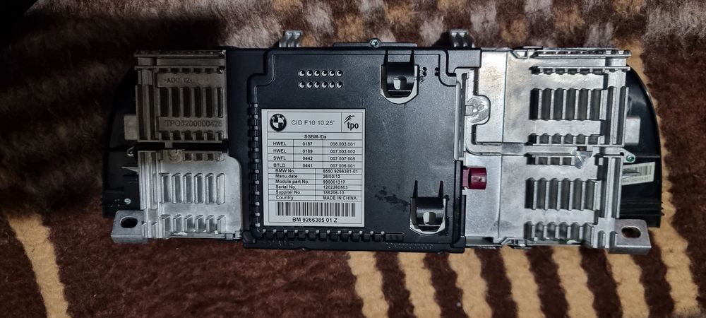 Продавам комплект навигация CIC bmw 2012