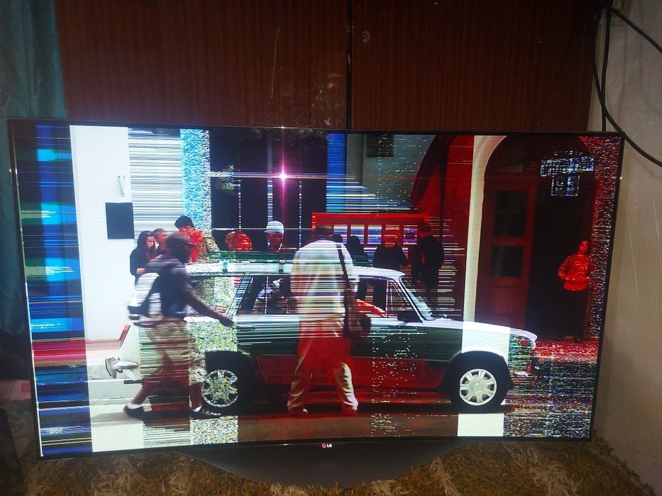 В продажи смарт тв