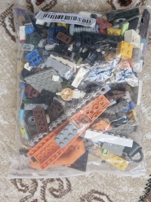 Продам конструктор Лего