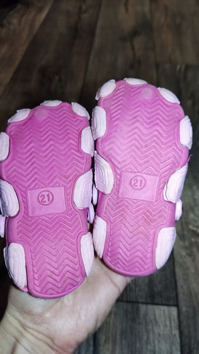 Сланцы,кроксы 21 размер