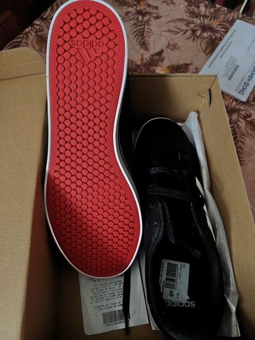 Обувки ,,Adidas”, номер 43 1/3