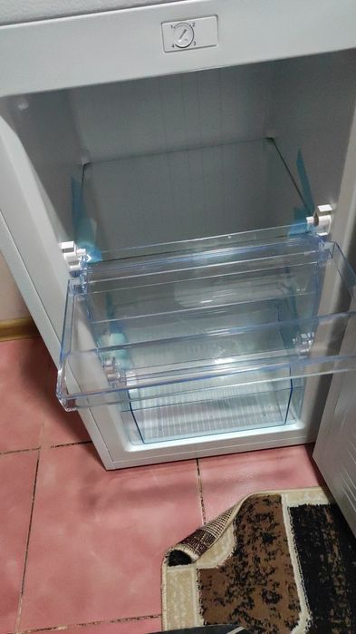 Продам морозильную камеру