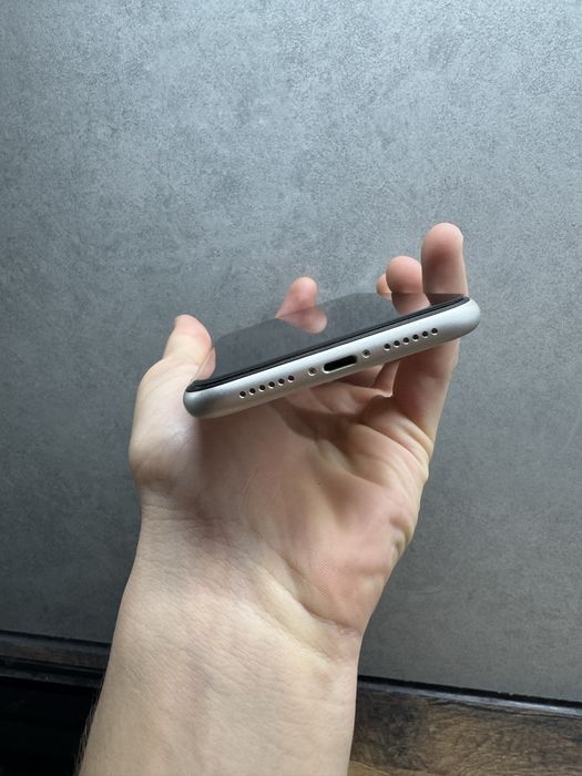 Айфон 11 , продажа или обмен