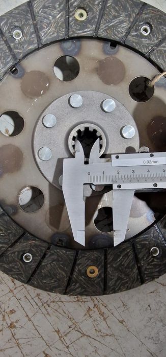 Disc ambreiaj priza tractor fiat 411.415 preț 350 lei se poate trimite