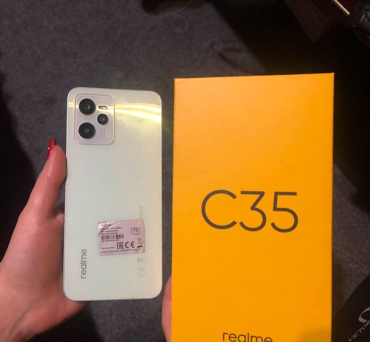 Продаю Realme C 35