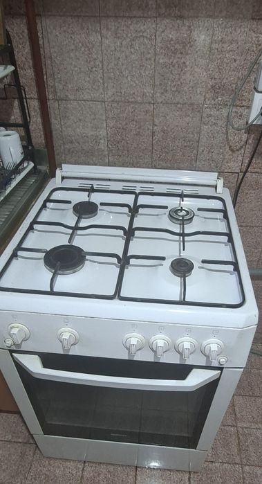 Urgent !!! Vand aragaz Beko alb