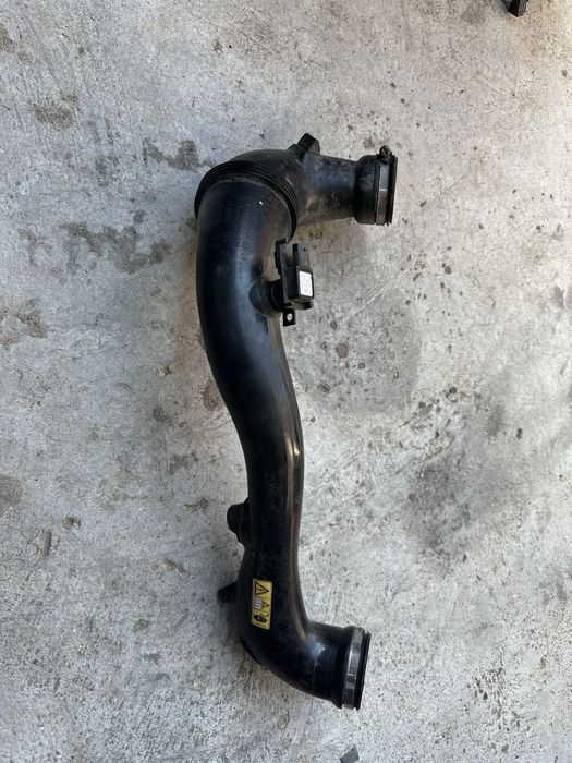Furtun turbo intercooler Mercedes w204 w212 1.6 1.8 2.0 benzina