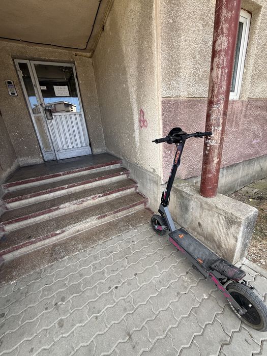 Vand trotineta  kukirin g2 plus casca oneal noua si ochelari !!