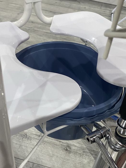 Scaun de transfer/WC mobil pentru persoane cu dizabilități / vârstnici