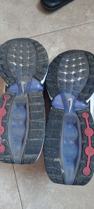 Nike dn withe conditie buna