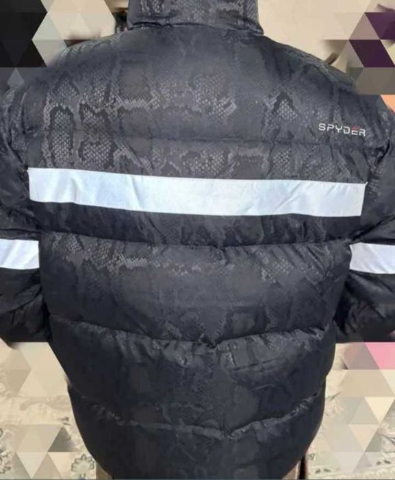 Зимняя мужская куртка