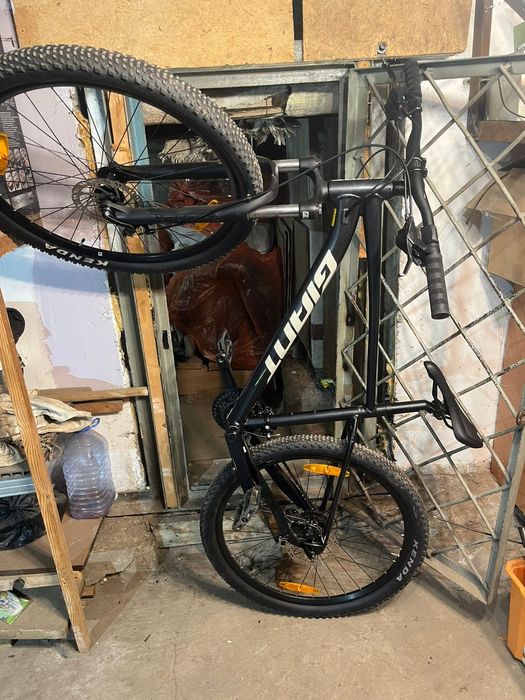 Продам велосипед giant talon.