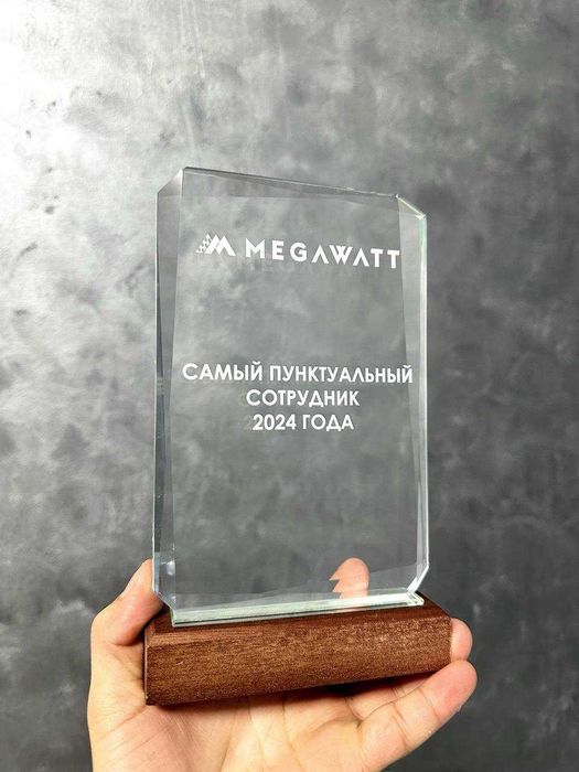 Statuetka Статуэтка