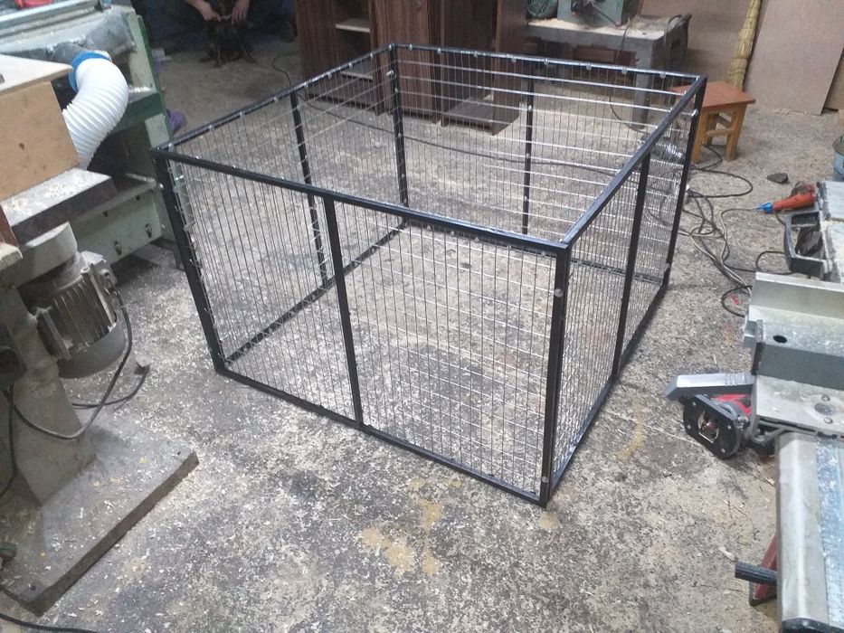 Вольер для квартирных собак