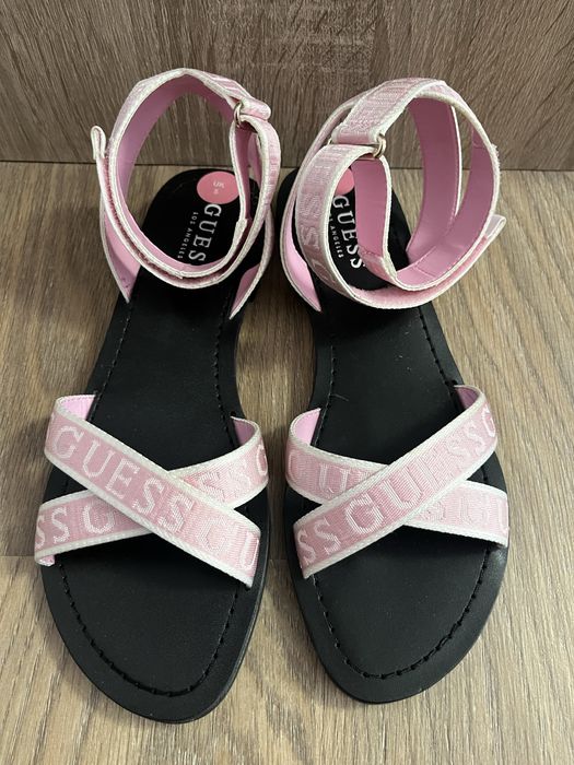 Дамски Сандали Guess