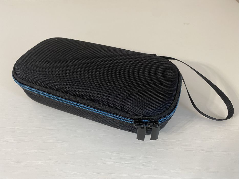 Продам стабилизатор Insta360 Flow Pro