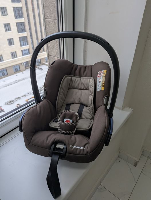 Детское кресло- люлька Maxi-Cosi