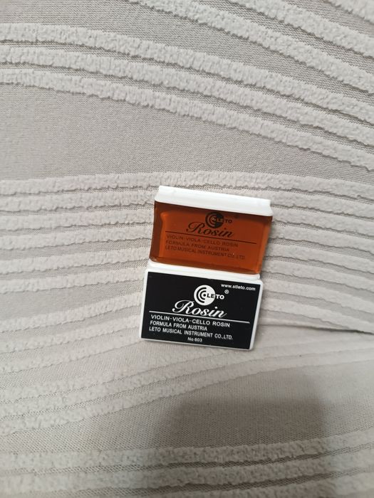 Продам скрипку 1/2