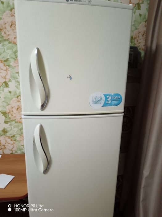 Холодильник б/у в рабочем состоянии