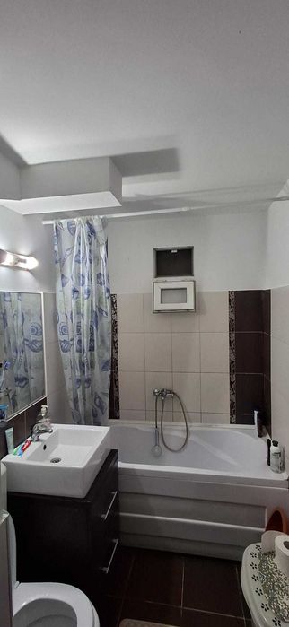 Vand apartament 2 camere