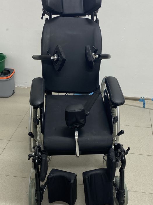 Многофункциональная инвалидная коляска