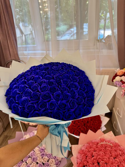 REDUCERI MARI!Buchete de 101 trandafiricu stitch  la doar 200 lei