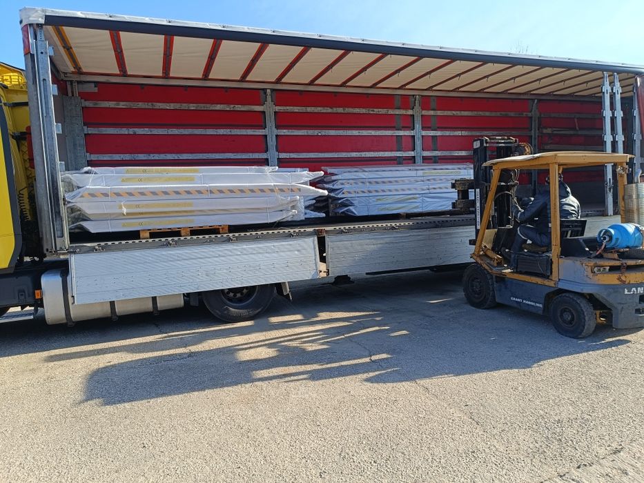 Продавам рампи-пътеки за товарене