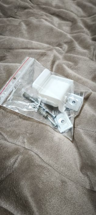 Шкаф за баня с огледало