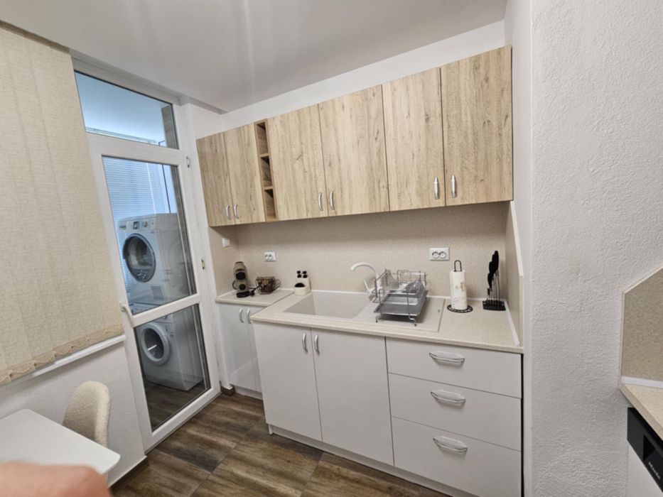 Продава се Тристаен апартамент в Казанлък - 64 кв.м за 2250 €/кв.м - Снимка #3